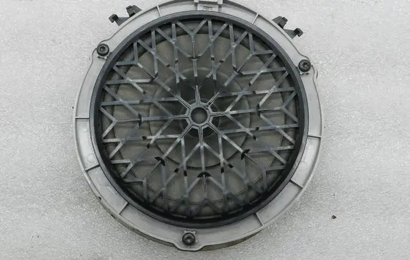Peugeot 208 I Rear door speaker