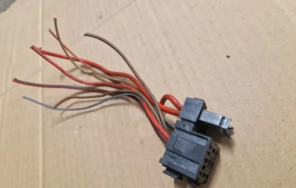 Volkswagen Golf II Other relay 161937501 161937501B