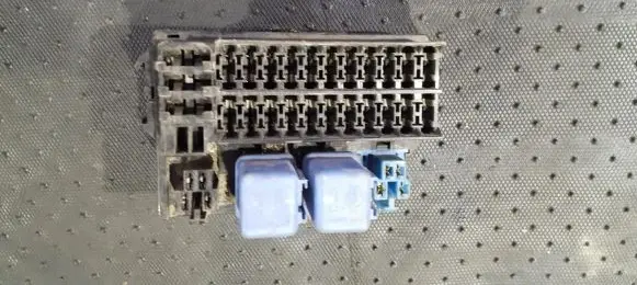 Jaguar XK8 - XKR Fuse box set