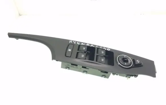 Hyundai i40 Wing mirror switch 935703Z000 39R4901000