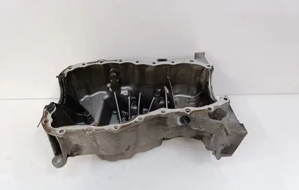 Nissan Juke I F15 Oil sump 8200451325