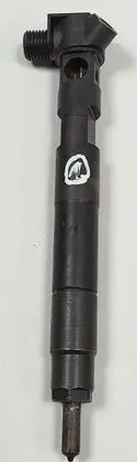 Mercedes-Benz GLK (X204) Fuel injector A6510702887 28271551