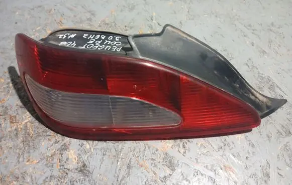 Peugeot 406 Rear/tail lights 2289G