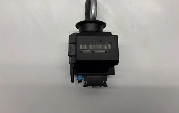 Mercedes-Benz E W211 Ignition lock 2115451008