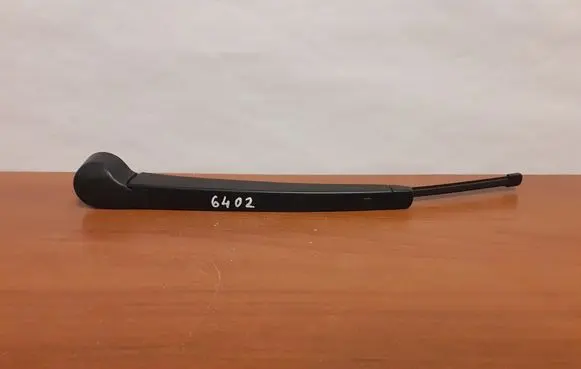 Volkswagen Golf VII Rear wiper blade arm 5G9955707 6402