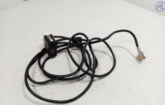 BMW 7 F01 F02 F03 F04 AUX in-socket connector 61319189177 84109237654