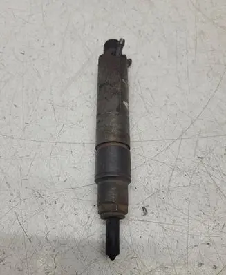 Audi A4 S4 B5 8D Fuel injector 028130201G