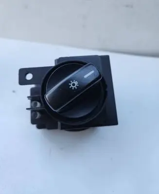 Mercedes-Benz A W169 Light switch 1695451004 32220101 0025247