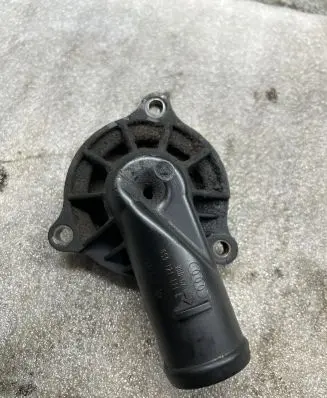 Audi A6 S6 C6 4F Thermostat housing 059121111L