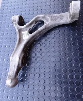 Porsche Cayenne (92A) Front lower control arm/wishbone 7P5407151A 19102815