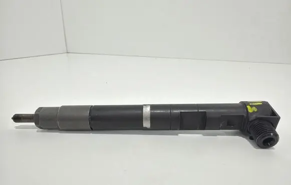 Mercedes-Benz CLA C117 X117 W117 Fuel injector A6510702387 1632301824833