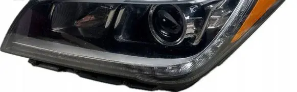 Hyundai Genesis Headlight/headlamp 92101B1170