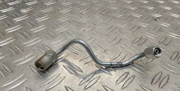 Toyota RAV 4 (XA30) Fuel main line pipe