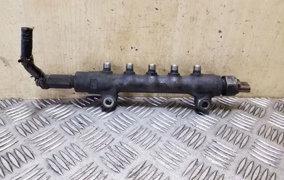 Subaru Outback Fuel main line pipe