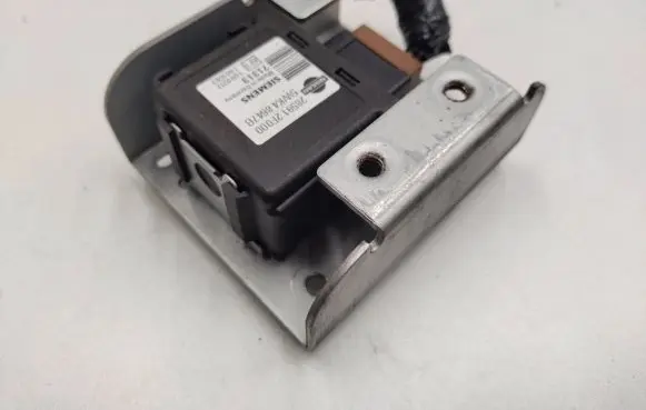 Nissan X-Trail T31 Immobilizer control unit/module 285912F000 5WK48647B