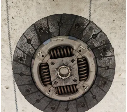 Nissan Patrol Y61 Clutch pressure plate 