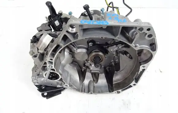 Nissan Micra K14 Manual 5 speed gearbox JR5072 304017773R