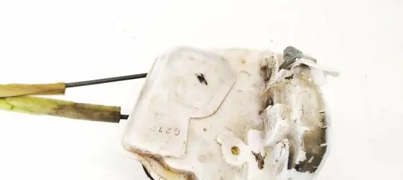 Mazda 6 Front door lock GS1D