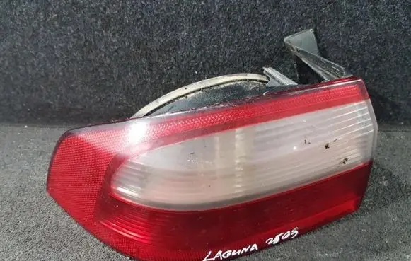 Renault Laguna II Rear/tail lights 8200002473