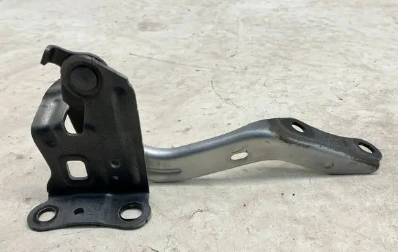 Toyota Corolla E210 E21 Engine bonnet/hood hinges OYT26349