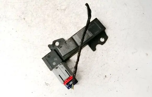 Antenna control unit