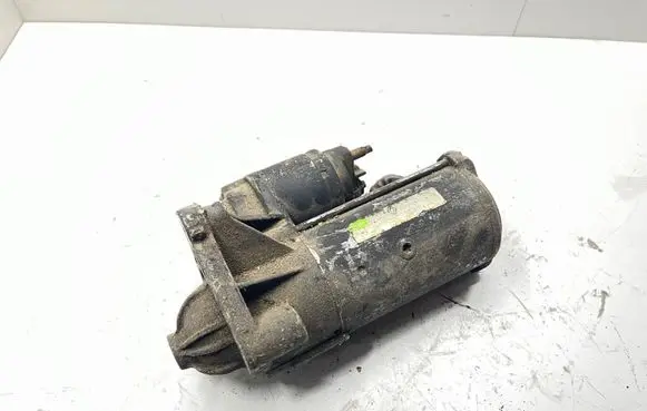 Renault Trafic II (X83) Starter motor 8200064465