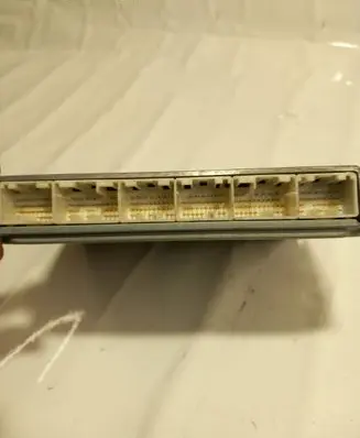 Lexus RX 330 - 350 - 400H Engine control unit/module 8998148500 2752000981