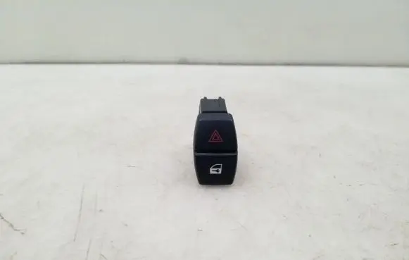 BMW 5 GT F07 Hazard light switch 9161896