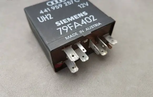 Audi A6 S6 C4 4A Window control relay 441959257C 79FA402