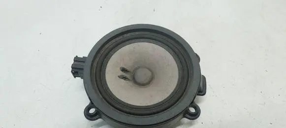 Mercedes-Benz Sprinter W906 Front door speaker A9068270060 9068270060