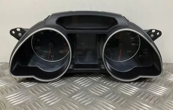 Audi A5 8T 8F Speedometer (instrument cluster) 8T0920981H