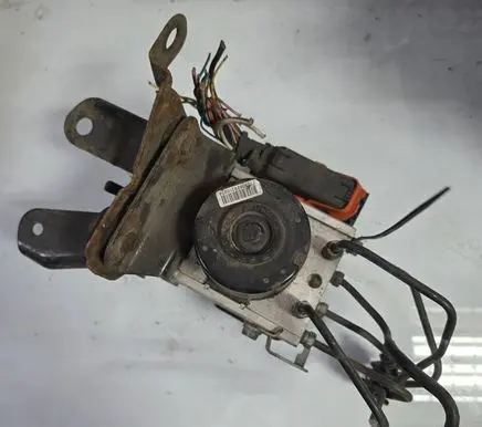 Toyota Yaris ABS Pump 445100D031 06210207464 895410d040