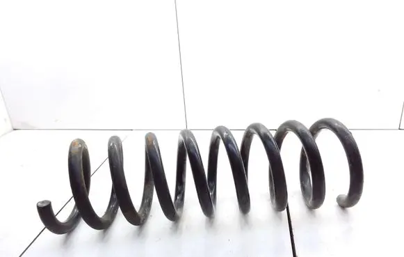 Mercedes-Benz E W210 Front coil spring