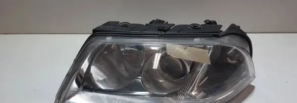 Volkswagen PASSAT B5.5 Headlight/headlamp 1EL00835001 3B0941015AN