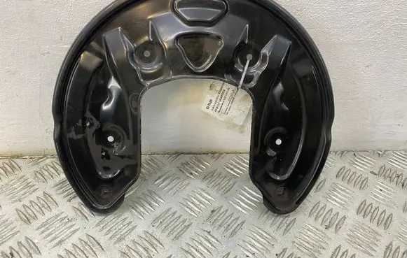 Mercedes-Benz GLC C253 Rear brake disc plate dust cover A0004230100B