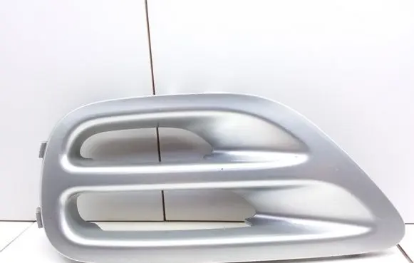 Subaru Legacy Front bumper lower grill 57731AG030