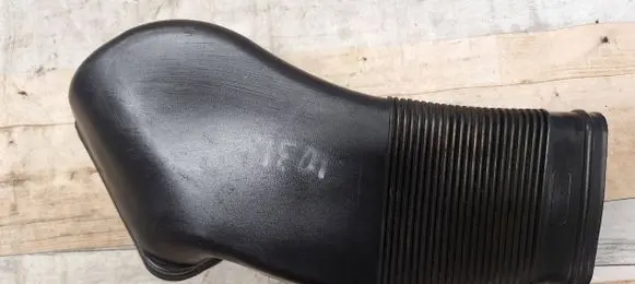 Audi A6 S6 C5 4B Air intake duct part 8D0129617E