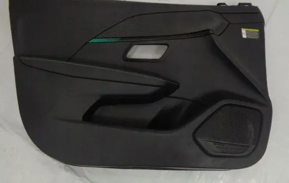 Peugeot 208 Front door card panel trim