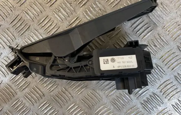 Volkswagen Golf V Accelerator throttle pedal 1K1721503L 6PV00860000 071008