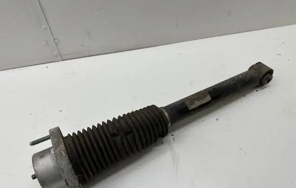 Land Rover Discovery 5 Rear shock absorber/damper