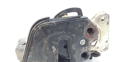 Hyundai Elantra Rear door lock