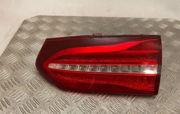 Mercedes-Benz E W213 Tailgate rear/tail lights 633000