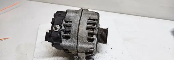BMW 5 F10 F11 Generator/alternator 7807187 2543517B FG23S011