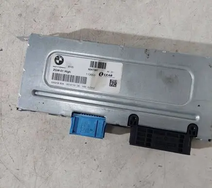 BMW 5 F10 F11 Gateway control module 9247397
