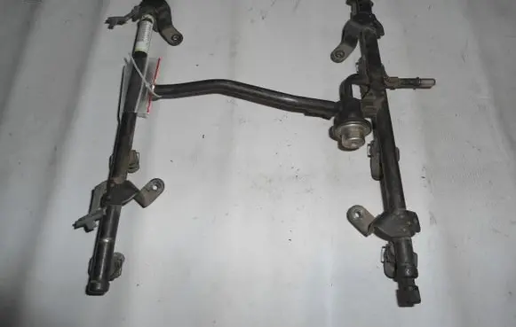Chevrolet Corvette C5 Fuel main line pipe