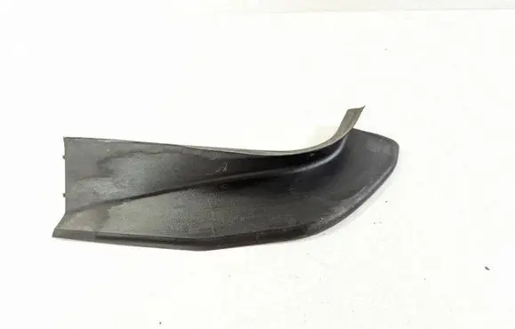 BMW 5 F10 F11 Rear/tail light trim molding 7204376