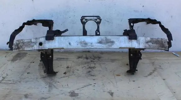 Mercedes-Benz E W211 Front bumper