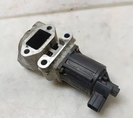Opel Zafira B EGR valve K5T70380