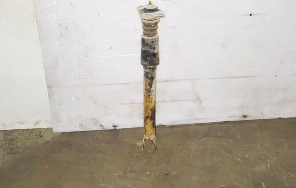 Audi A8 S8 D2 4D Rear shock absorber/damper 4D0513031F