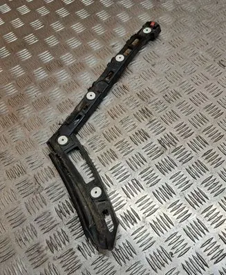 Opel Insignia A Front bumper mounting bracket 68845